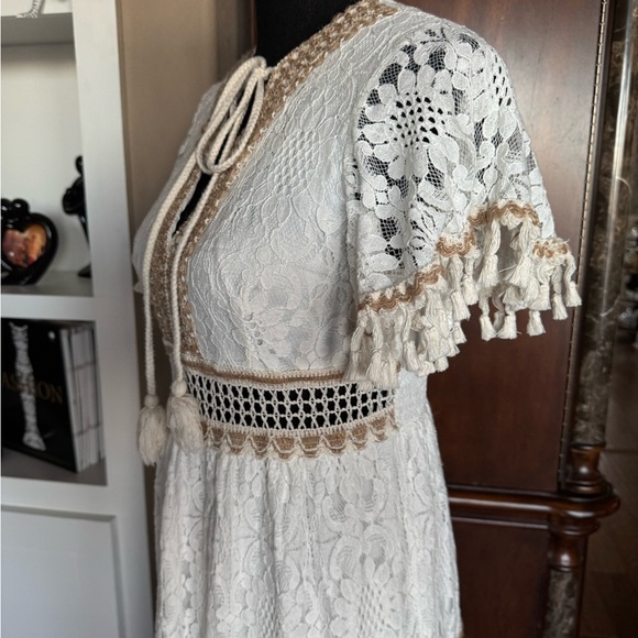 Miss‎ J Bohemian Lace Maxi Dress - Picture 4 of 15